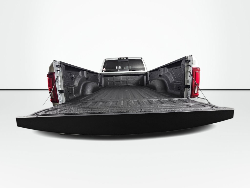 New 2026 RAM 3500 Tradesman AWD/4WD image 17