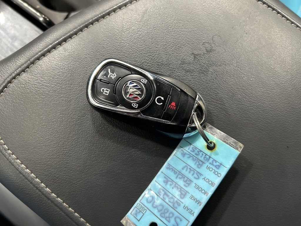 Used 2023 Buick Enclave Essence w/ Sport Touring Edition image 22