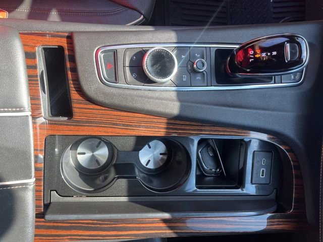 Used 2023 Cadillac Escalade ESV Premium Luxury image 14