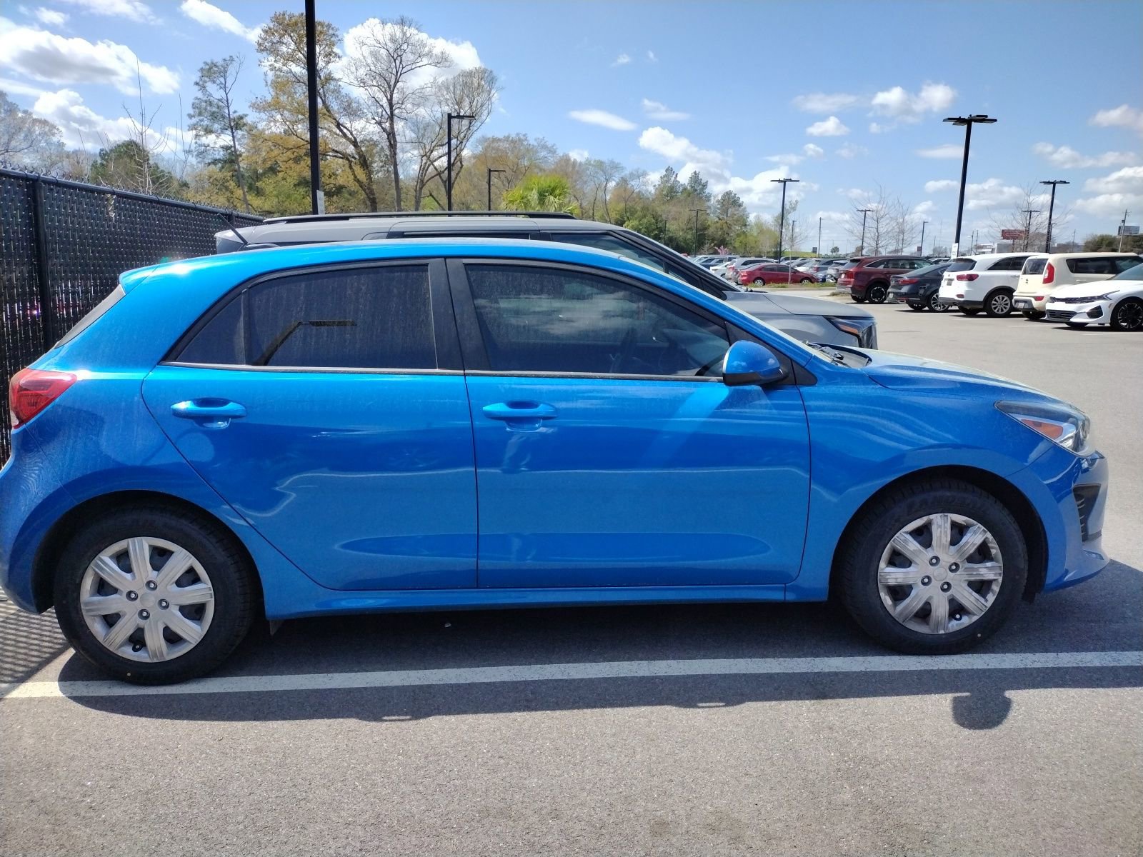 Used 2023 Kia Rio S image 5