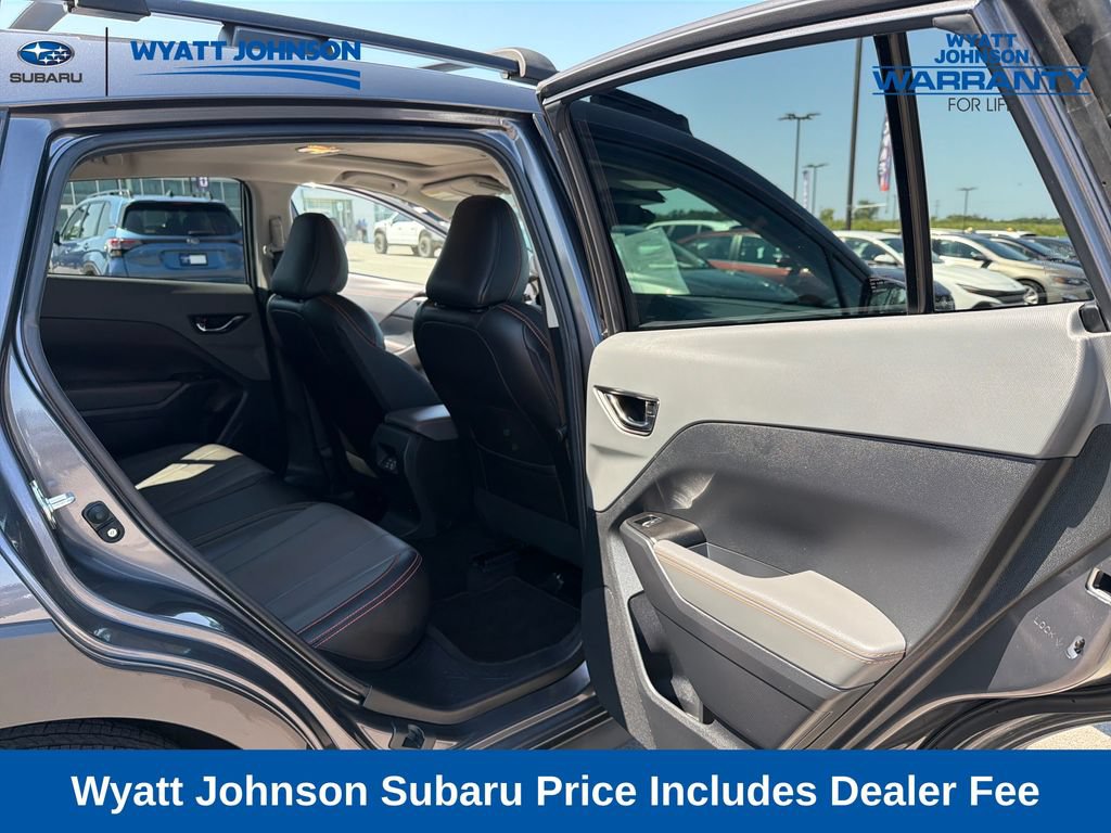 Used 2025 Subaru Crosstrek 2.5i Limited w/ Crosstrek Mirror Package AWD/4WD image 34