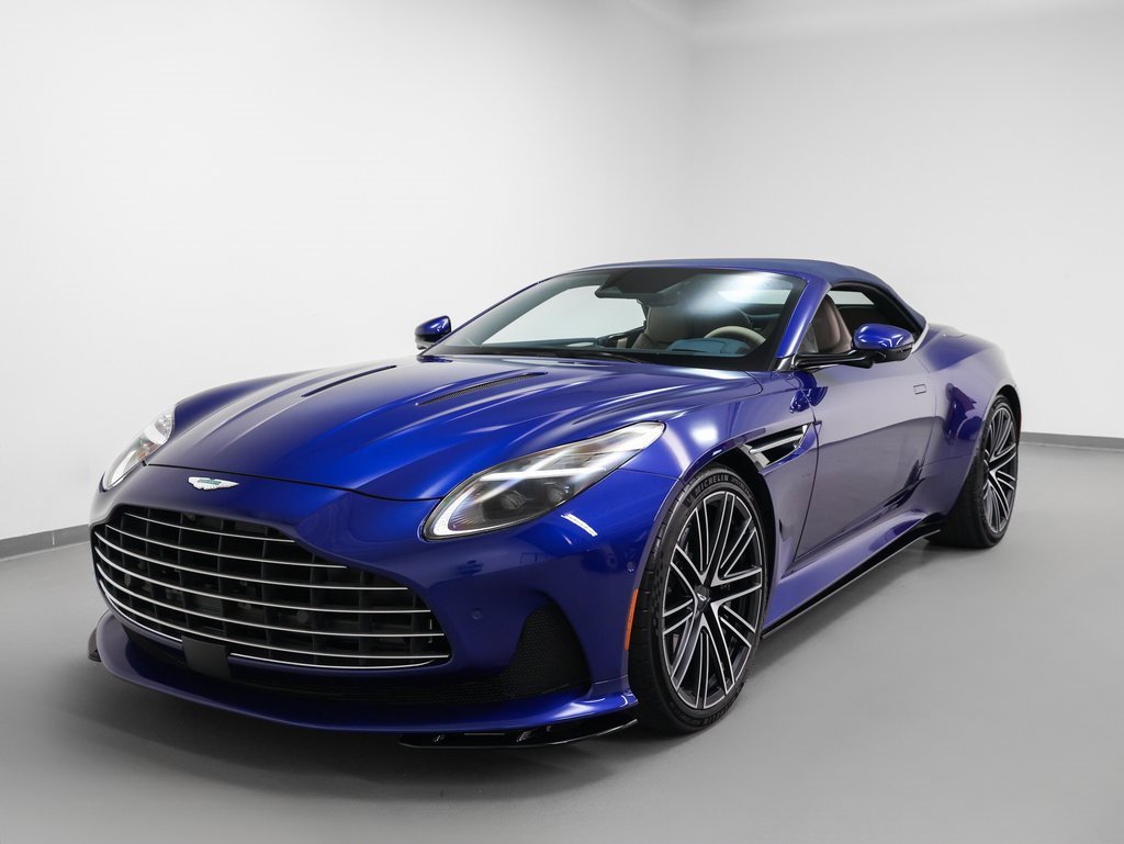 Used 2024 Aston Martin DB12 Convertible image 64