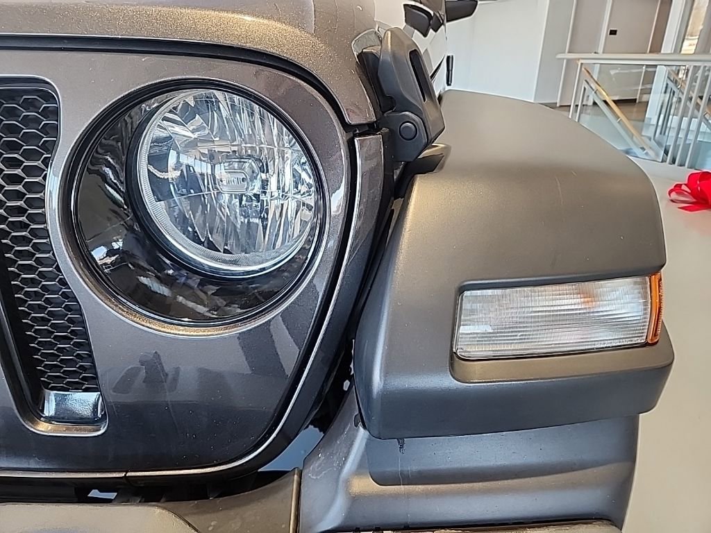 Used 2021 Jeep Wrangler Unlimited Sport image 3