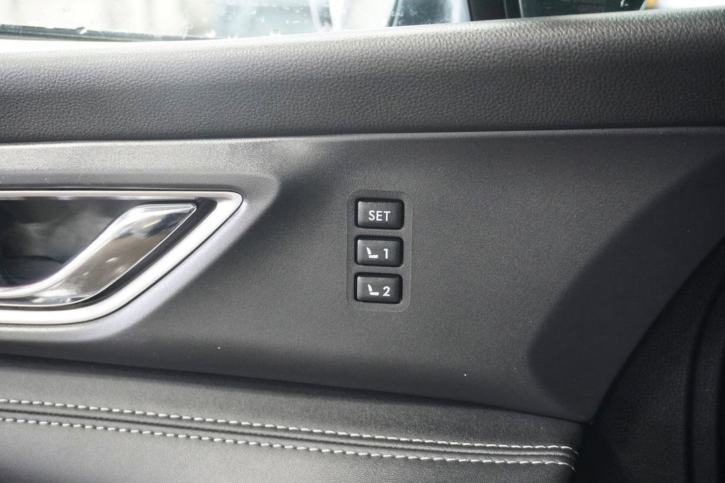 Used 2024 Subaru Ascent Limited image 29