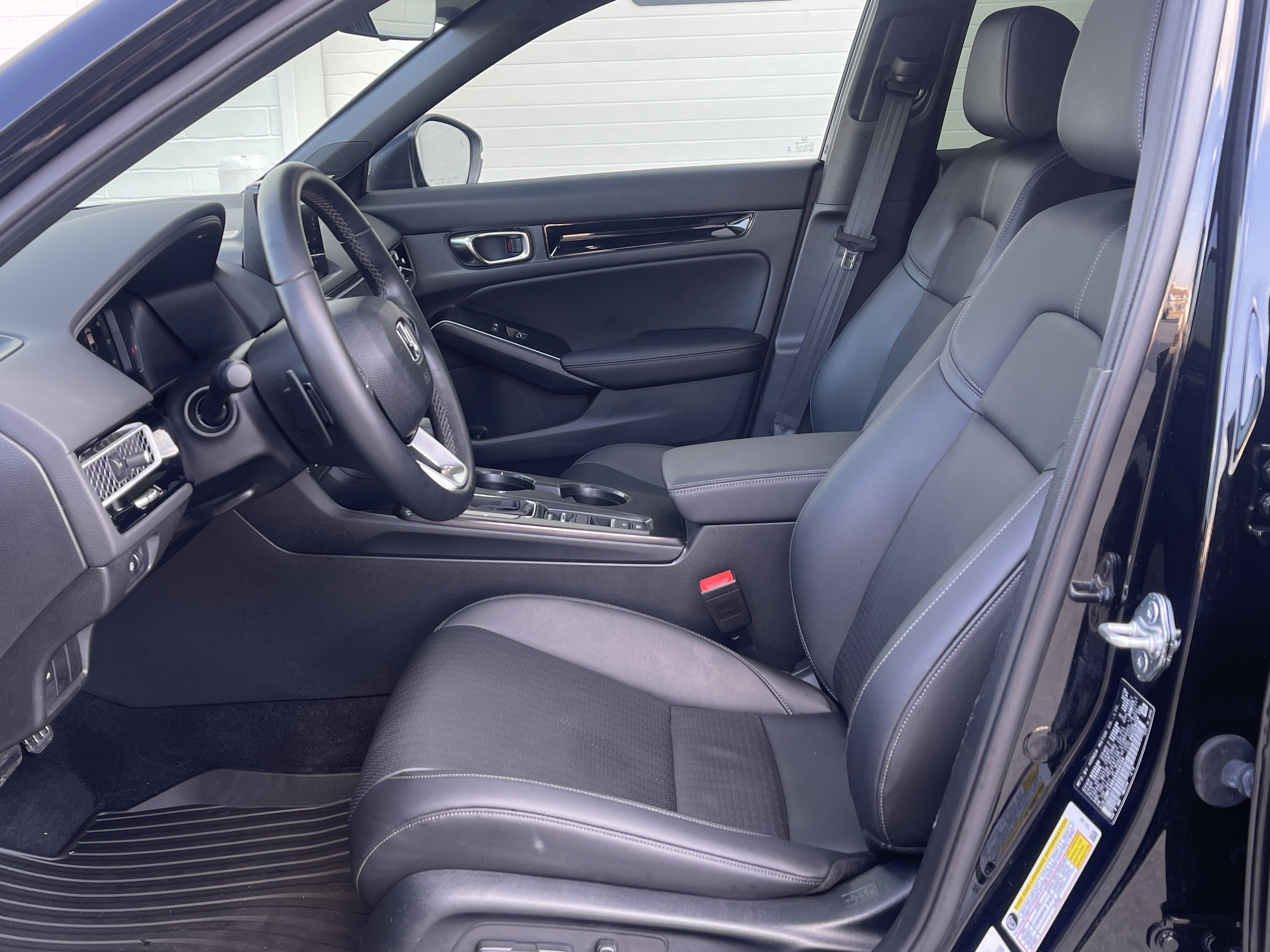 Certified 2025 Honda Civic Sport Touring image 24