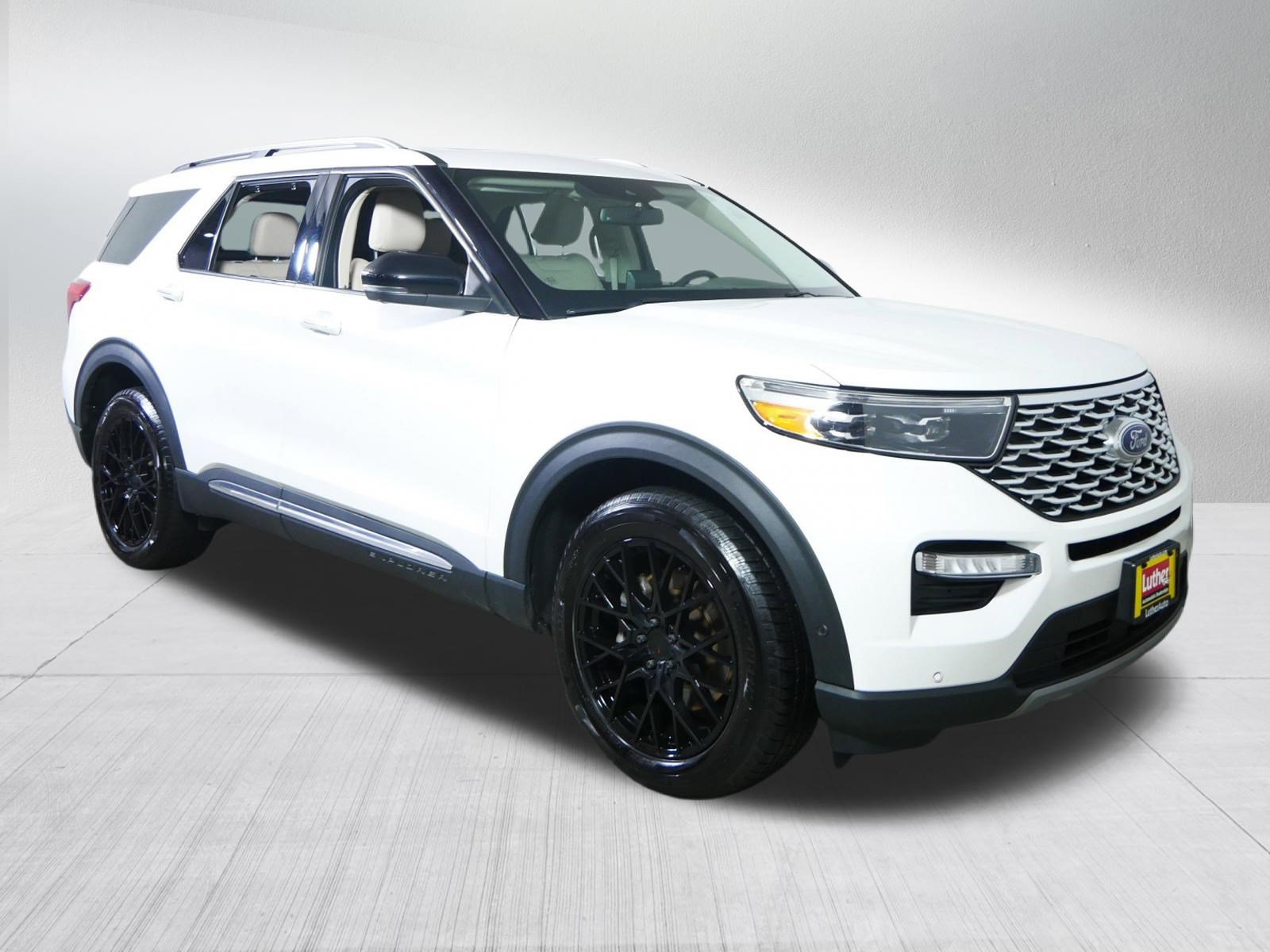 Used 2022 Ford Explorer Platinum w/ Premium Technology Package
