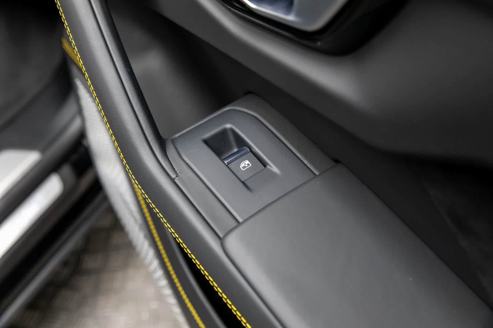 Used 2022 Lamborghini Urus AWD/4WD image 50