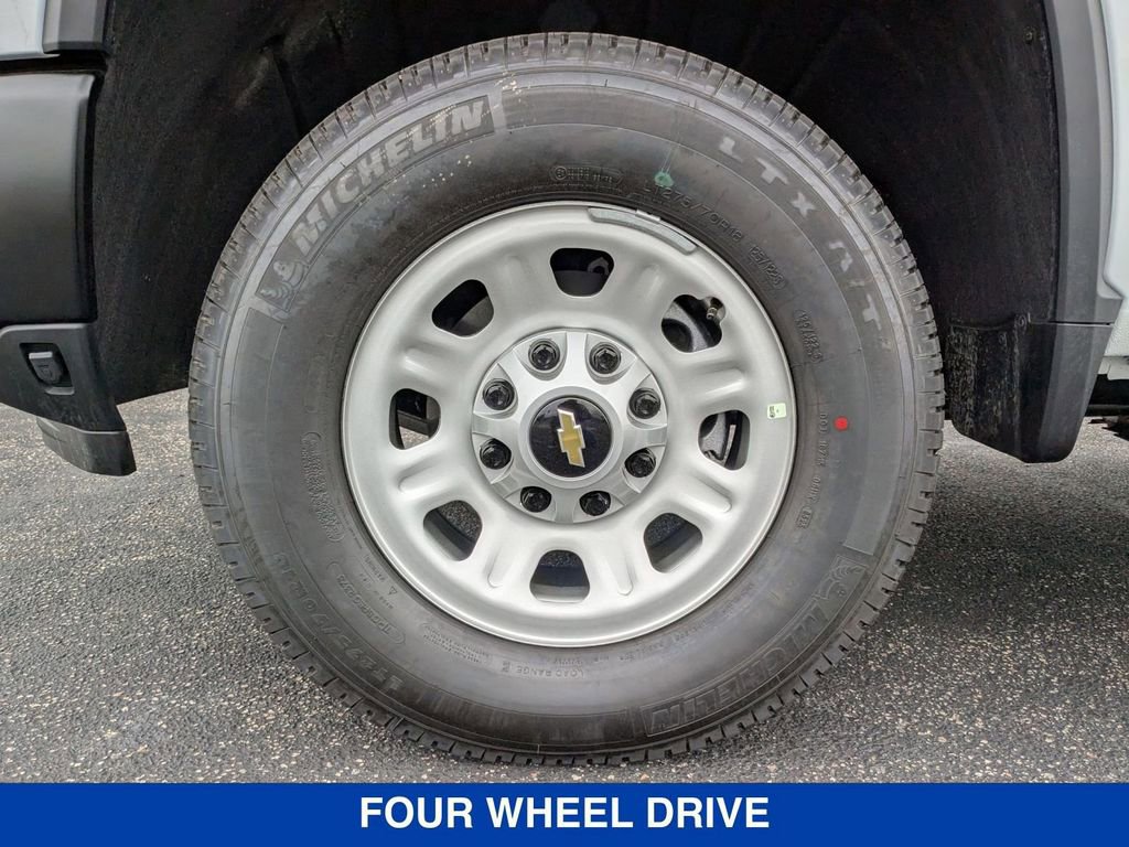 New 2025 Chevrolet Silverado 2500 W/T AWD/4WD image 10