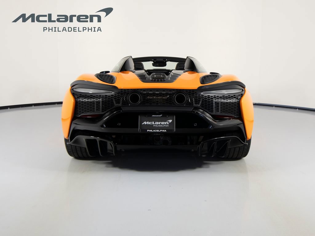 Used 2025 McLaren Artura Spider image 7
