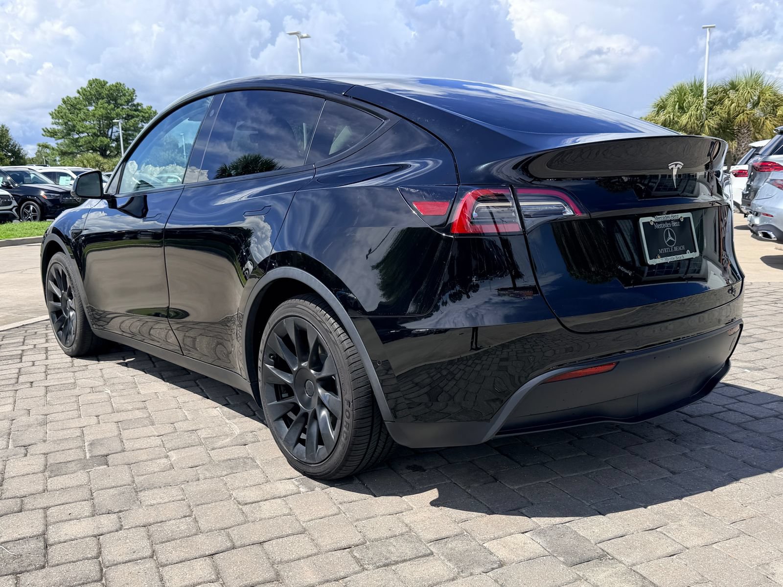 Used 2021 Tesla Model Y 2WD image 11