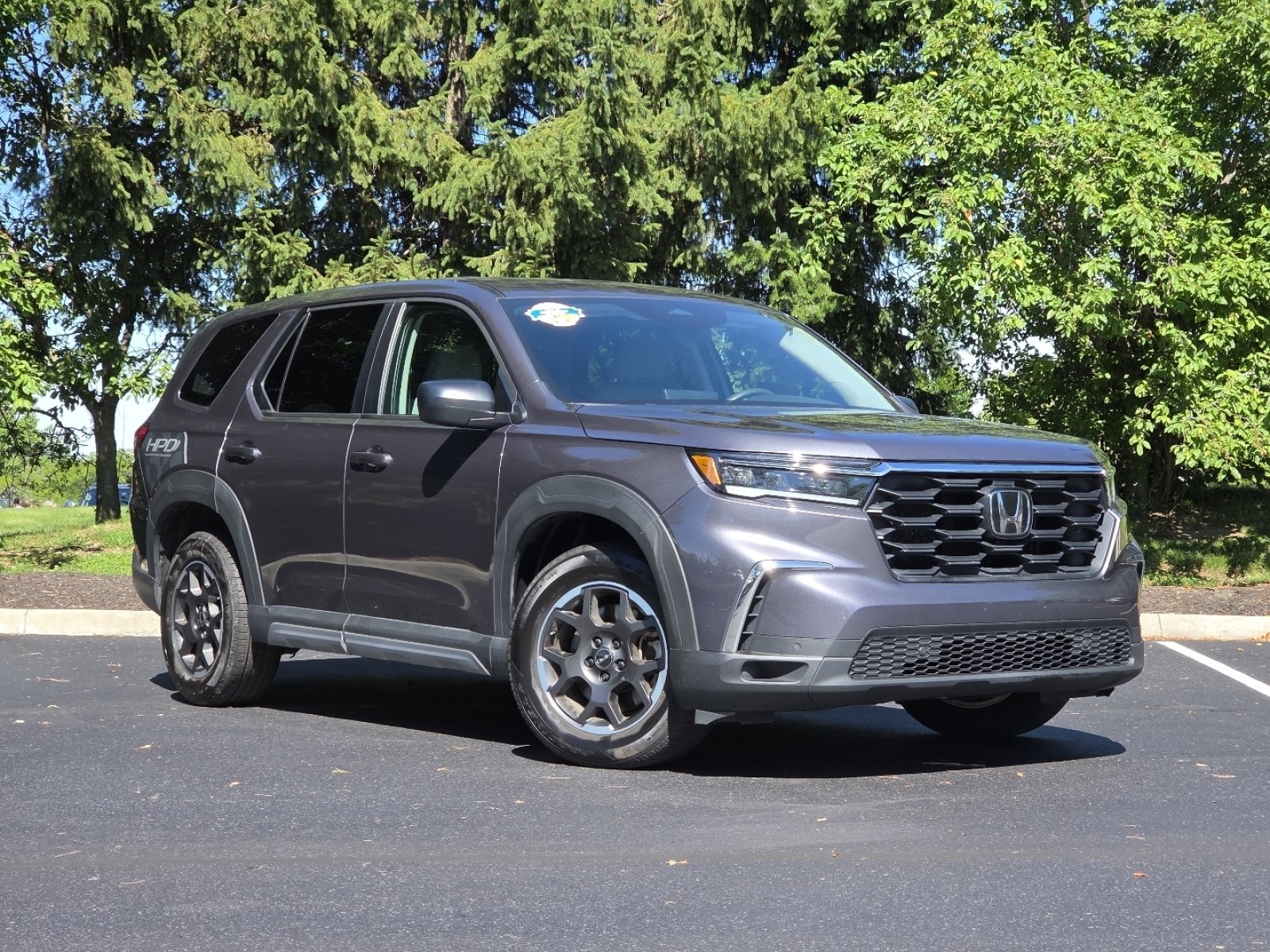 Certified 2023 Honda Pilot LX image 2