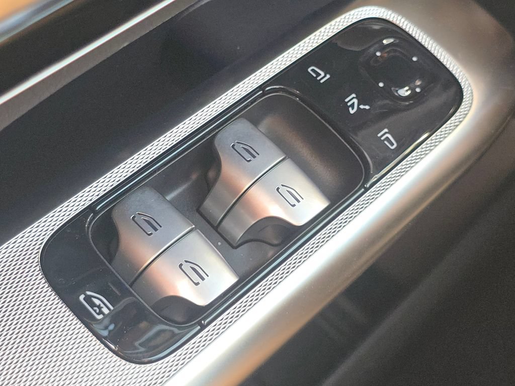 New 2027 Mercedes-Benz GLC 300 4MATIC image 27