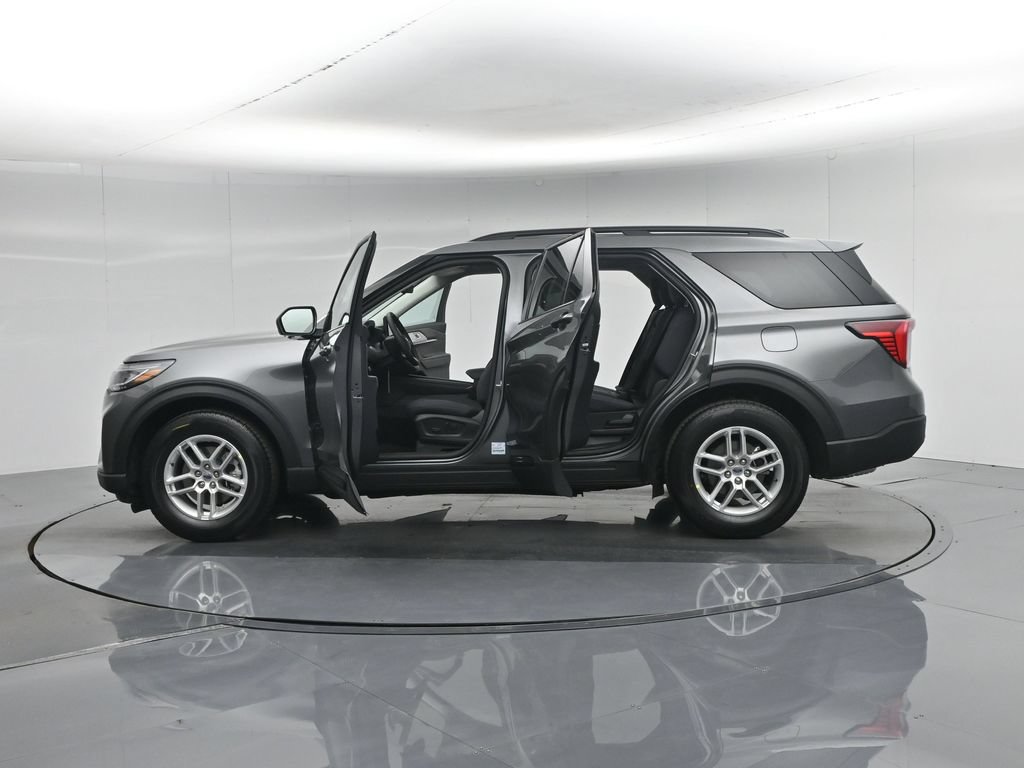 New 2026 Ford Explorer Active RWD image 34