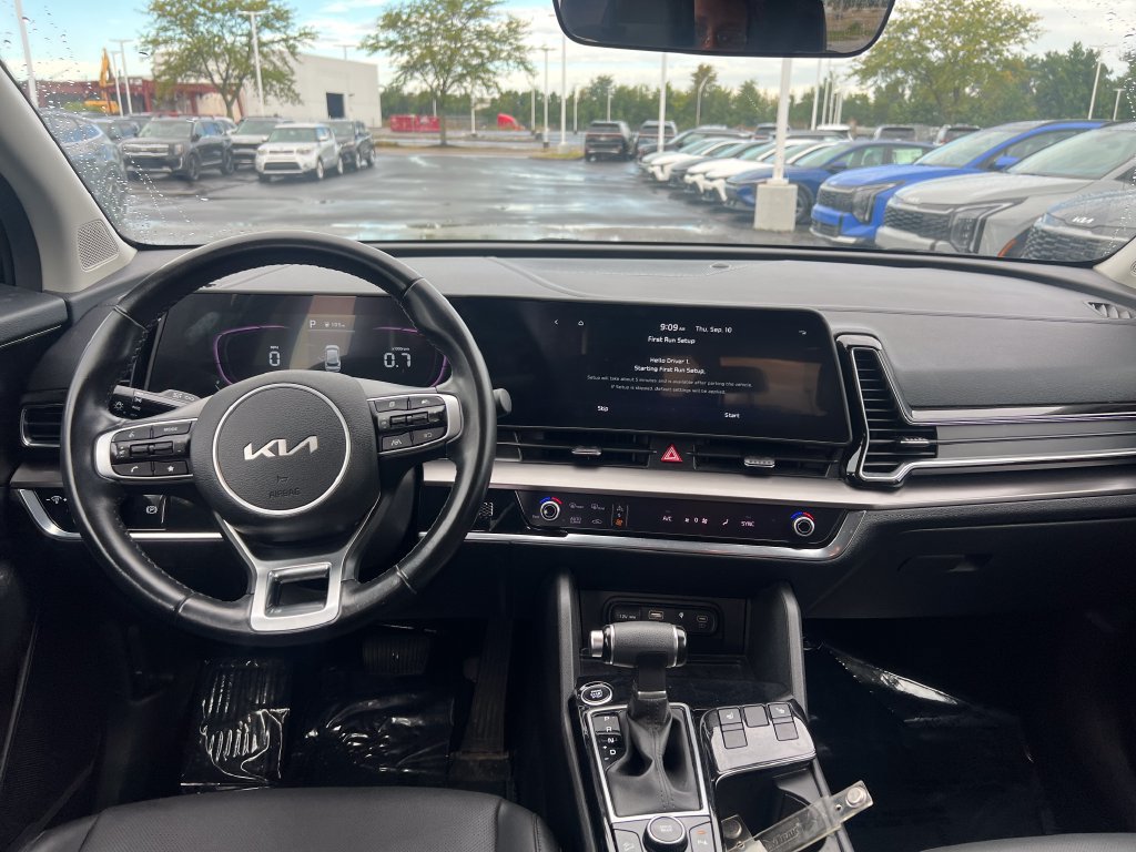 Certified 2023 Kia Sportage EX FWD image 12