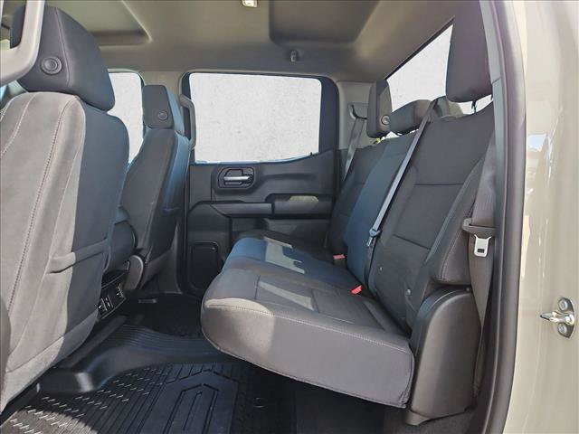 Used 2026 Chevrolet Silverado 1500 Custom w/ Turbomax Blackout Package RWD image 15