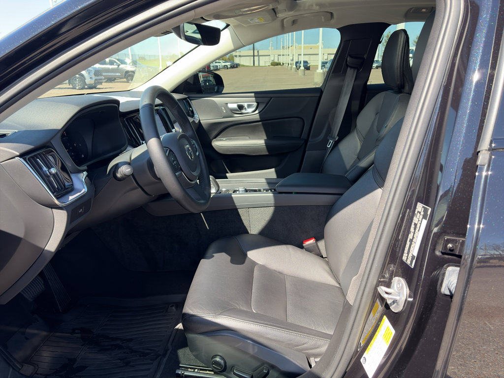 Used 2024 Volvo S60 B5 Core w/ Climate Package image 9