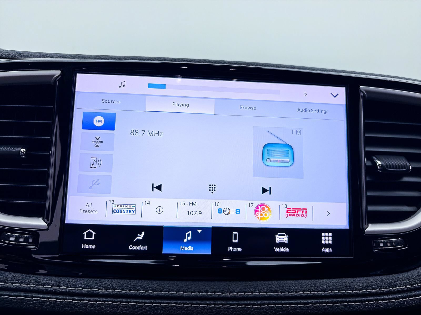 Used 2022 Chrysler Pacifica Touring-L w/ S Appearance Package FWD image 21