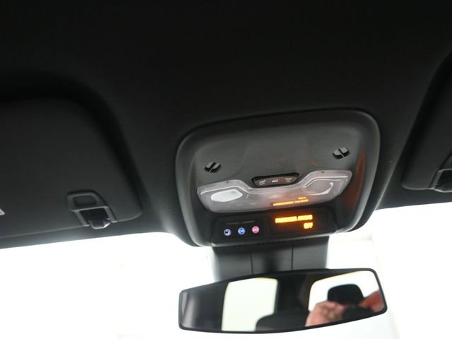 Used 2023 Chevrolet Colorado W/T image 12