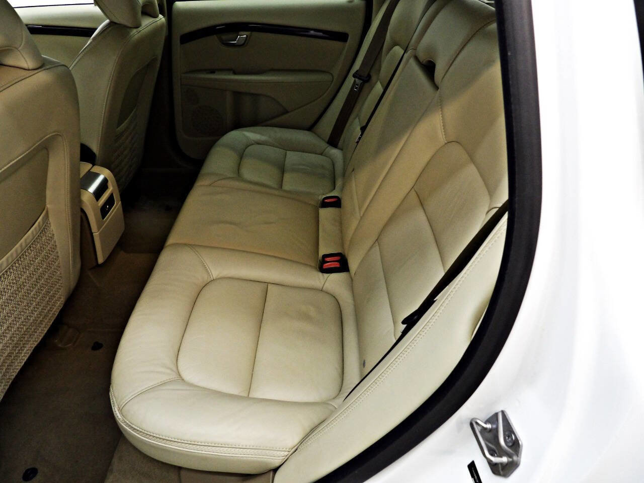 Used 2015 Volvo XC70 T5 Premier Plus image 10