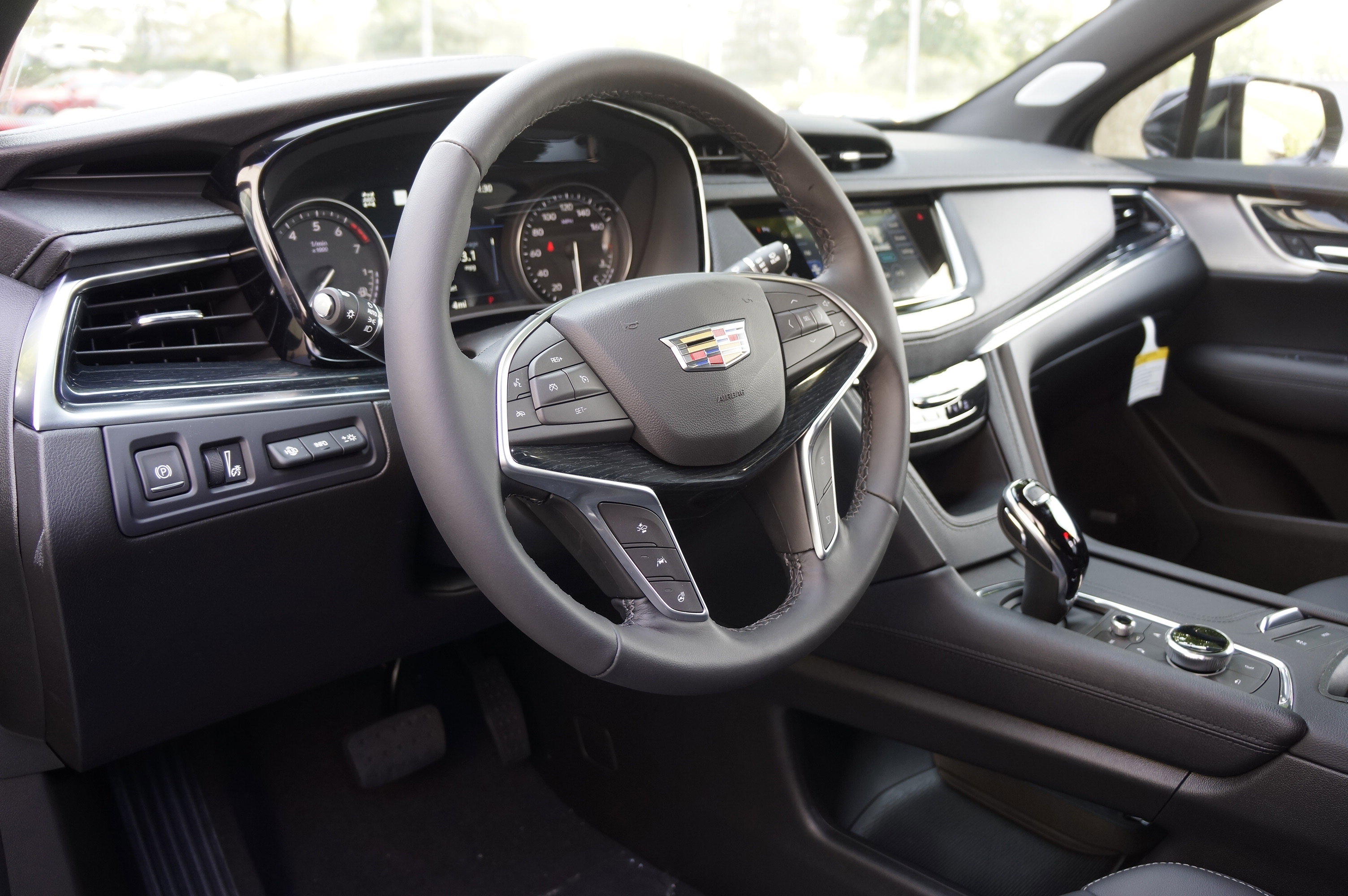 Used 2025 Cadillac XT5 Premium Luxury w/ Technology Package image 23