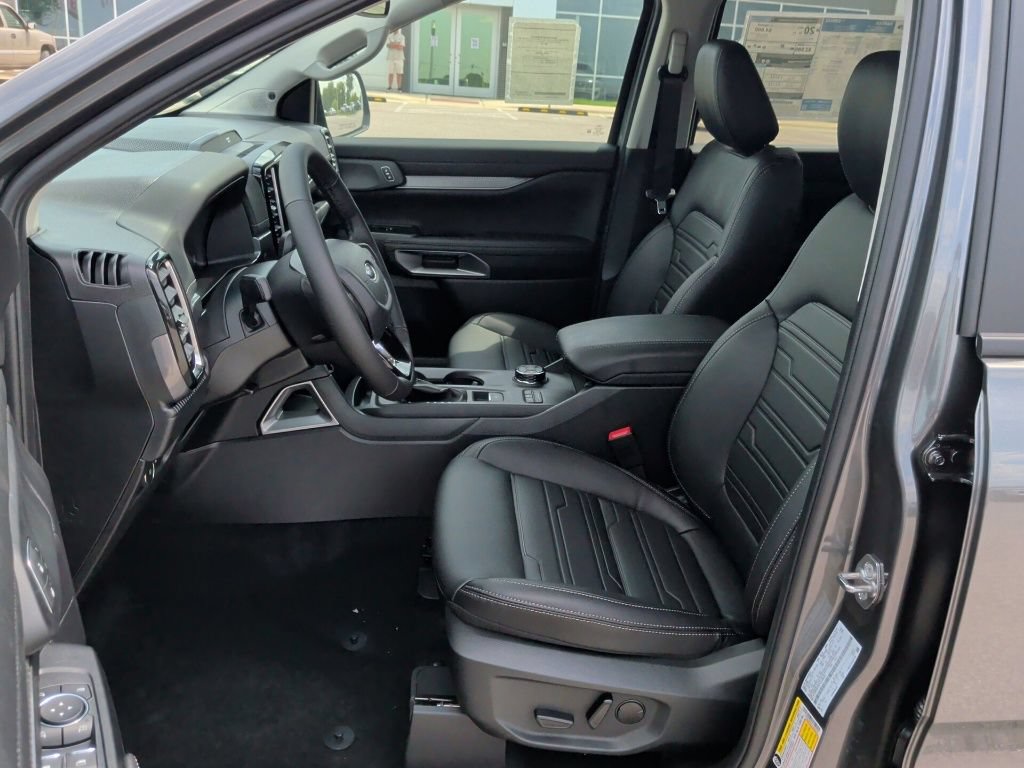 New 2026 Ford Ranger Lariat w/ FX4 Off-Road Package AWD/4WD image 12