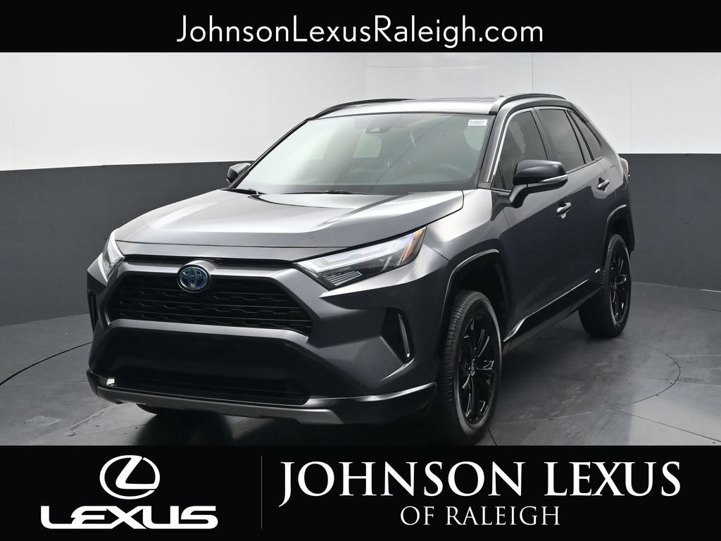 Used 2022 Toyota RAV4 XSE AWD/4WD image 5
