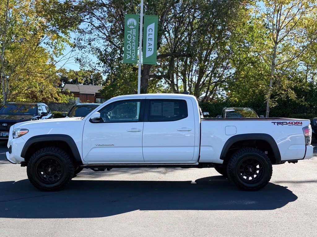 Used 2020 Toyota Tacoma TRD Off-Road w/ TRD Premium Off Road Package AWD/4WD image 2