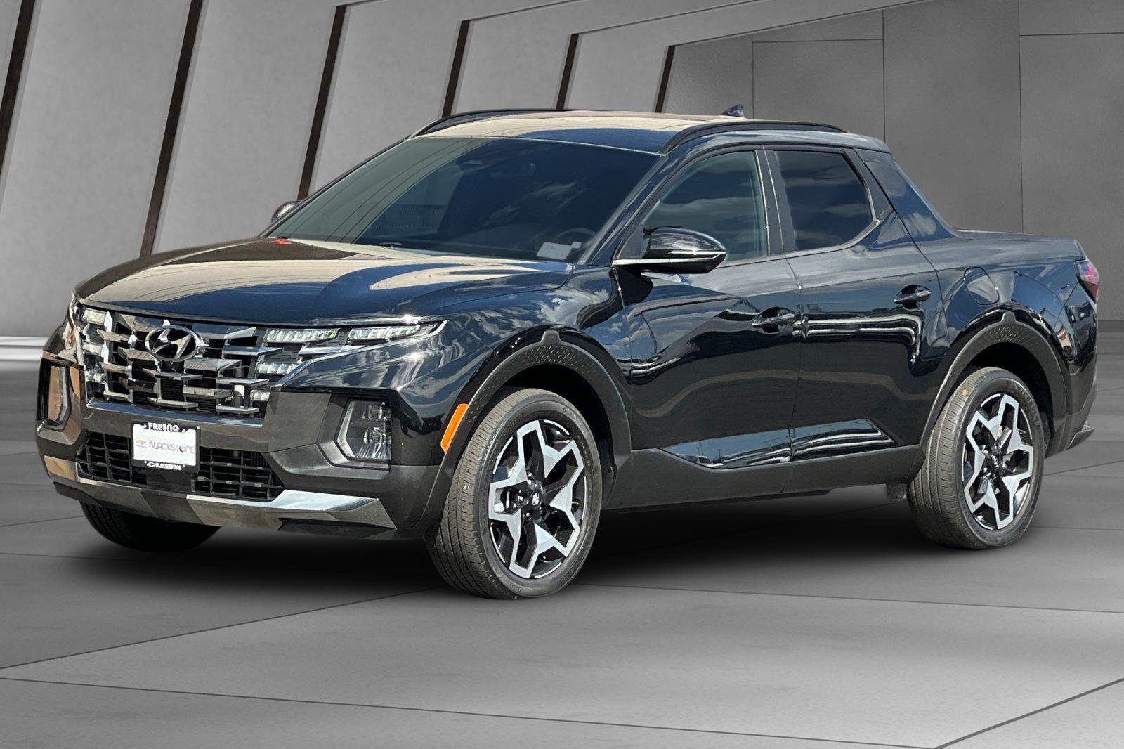 Used 2022 Hyundai Santa Cruz Limited image 8