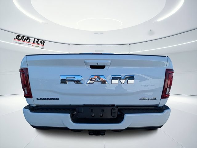 Used 2026 RAM 3500 Laramie AWD/4WD image 4
