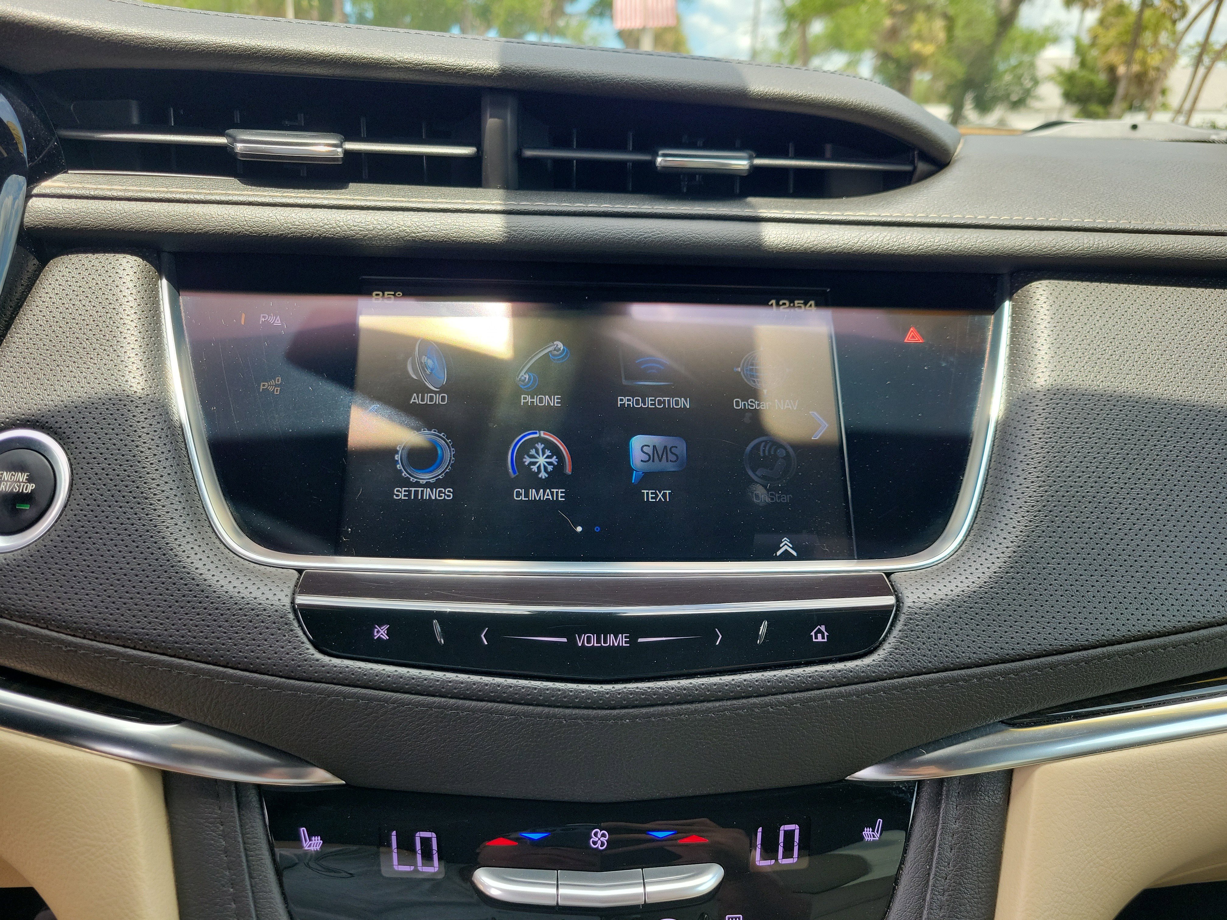 Used 2018 Cadillac XT5 AWD image 22