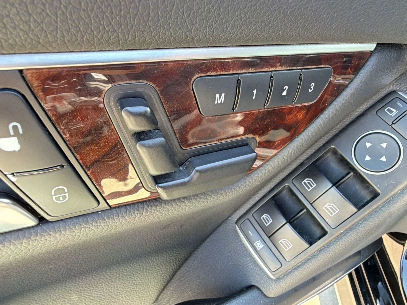Used 2013 Mercedes-Benz C 300 4MATIC Sedan image 21