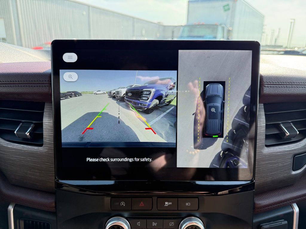 Used 2024 Ford Expedition Max Limited image 30