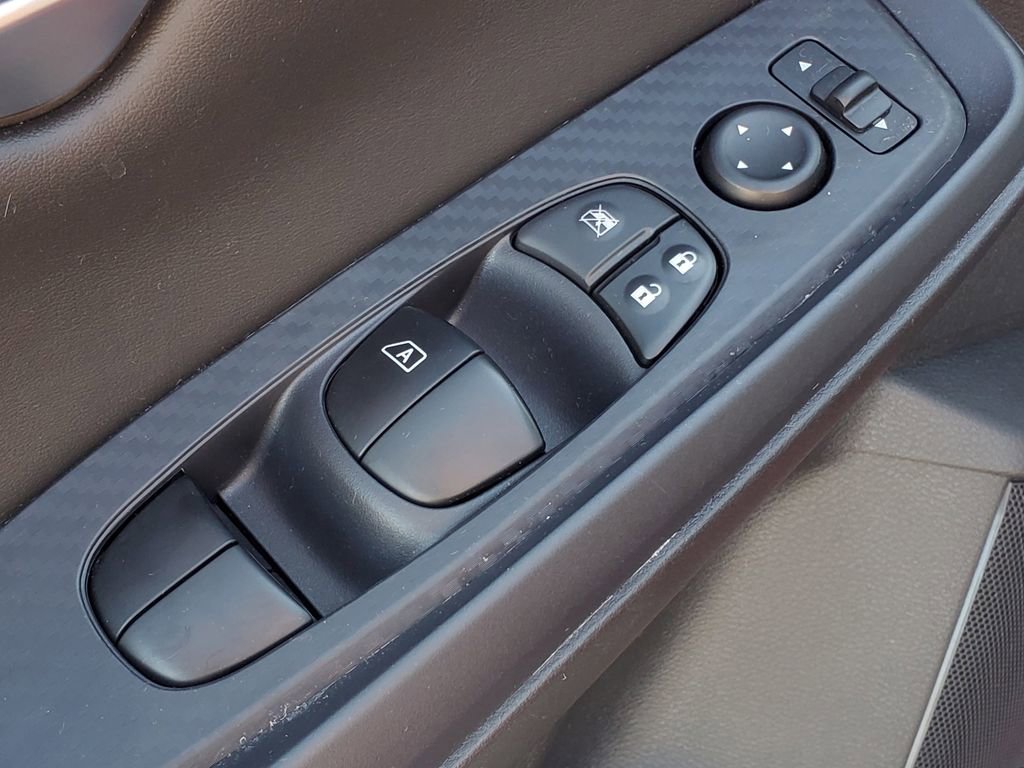 Used 2023 Nissan Sentra SV w/ Trunk Package image 10