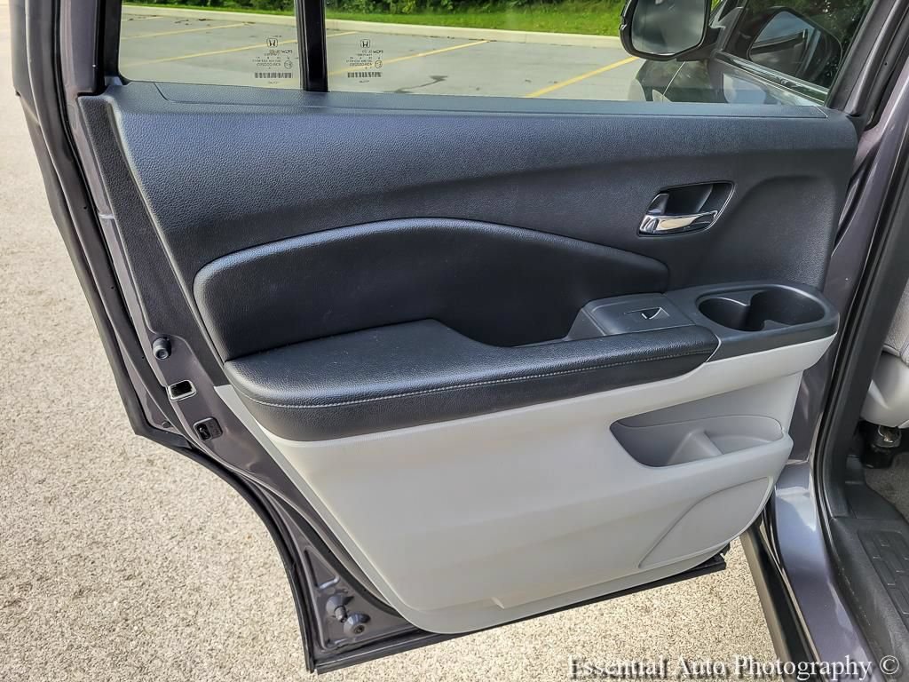 Used 2016 Honda Pilot LX image 24