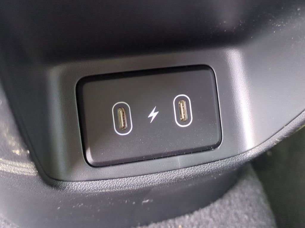 New 2026 Hyundai Elantra Limited image 15