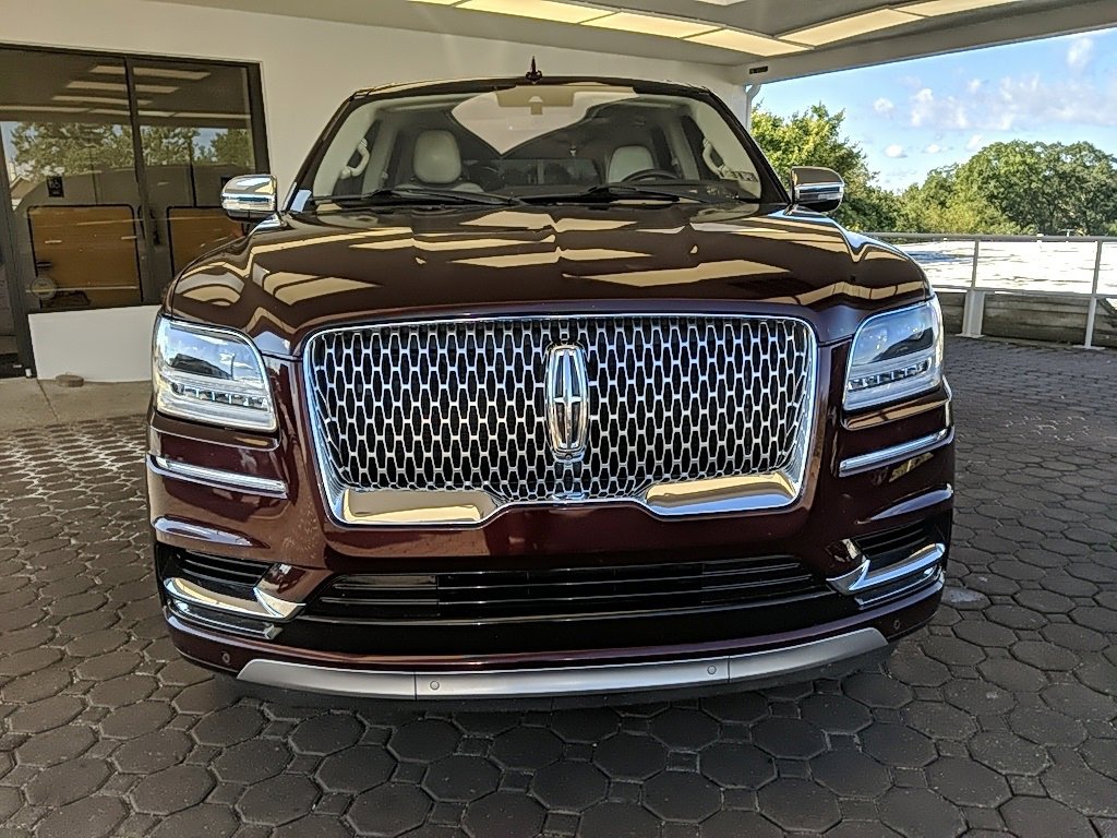 Used 2019 Lincoln Navigator L Black Label w/ Cargo Package video 2