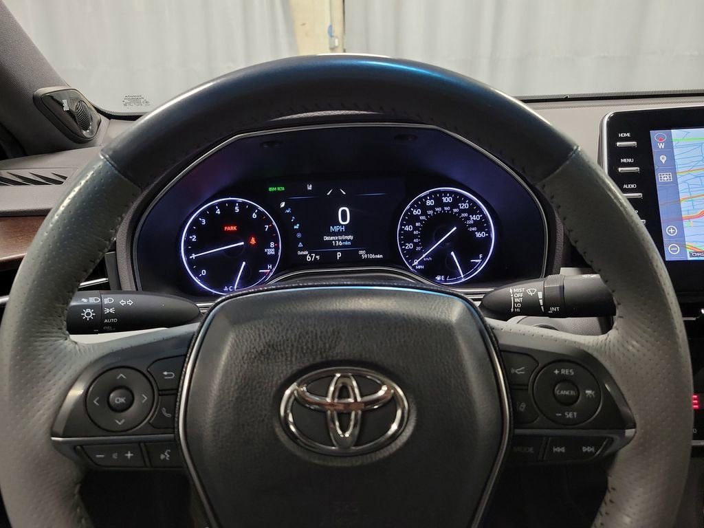 Used 2019 Toyota Avalon XLE image 15