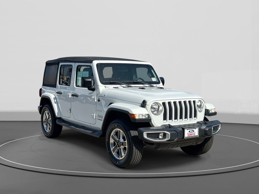 Used 2018 Jeep Wrangler Unlimited Sahara image 4