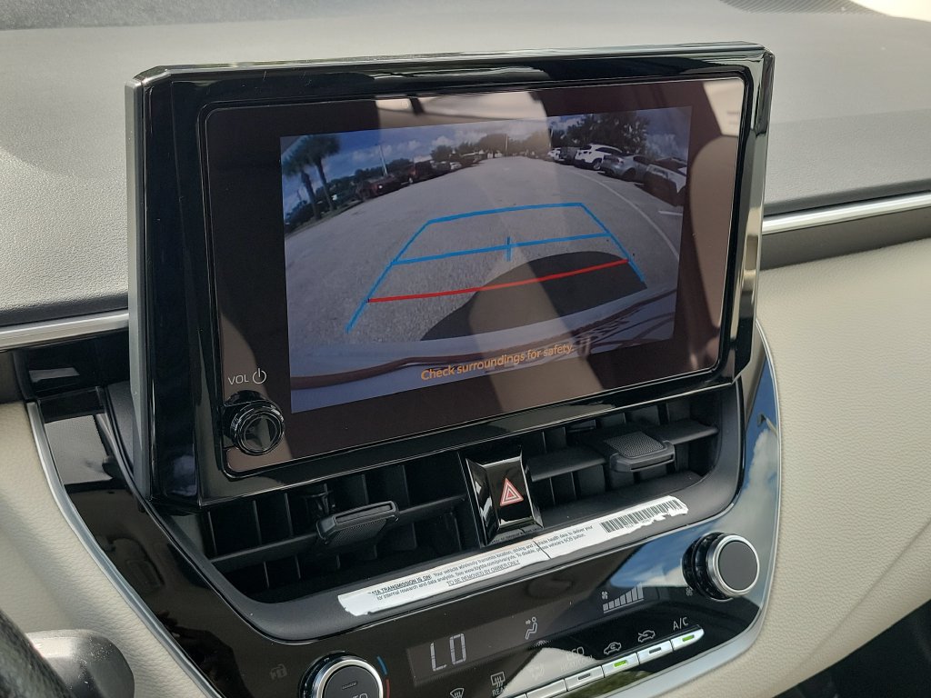 Used 2024 Toyota Corolla LE FWD image 15