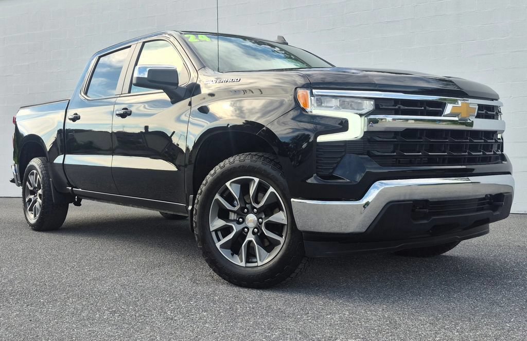 Used 2024 Chevrolet Silverado 1500 LT AWD/4WD image 18