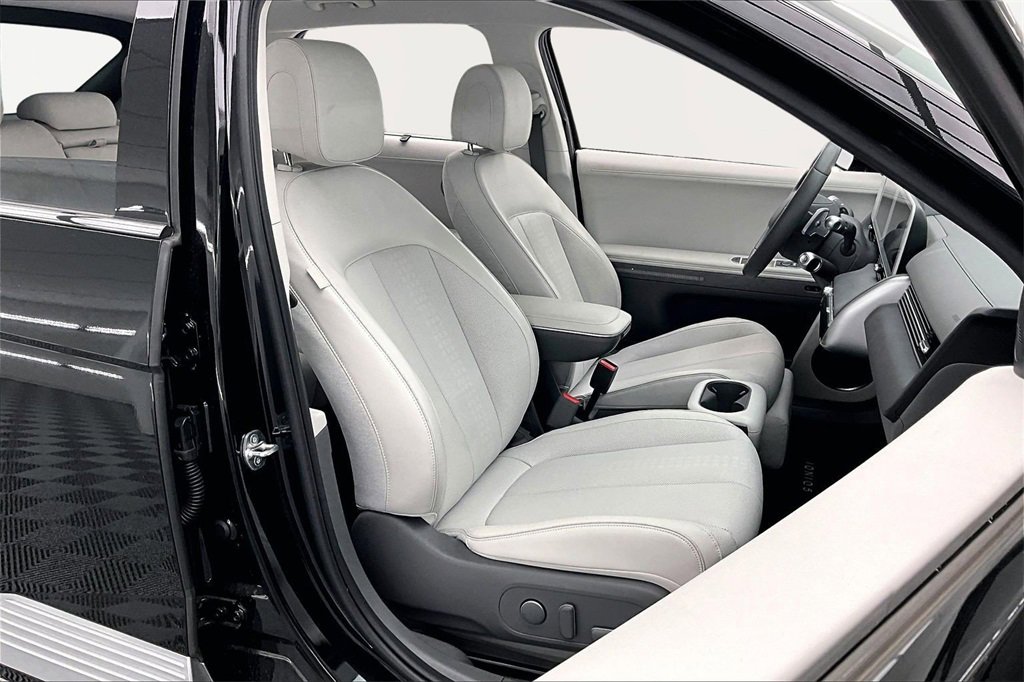 Used 2024 Hyundai Ioniq 5 Limited image 7