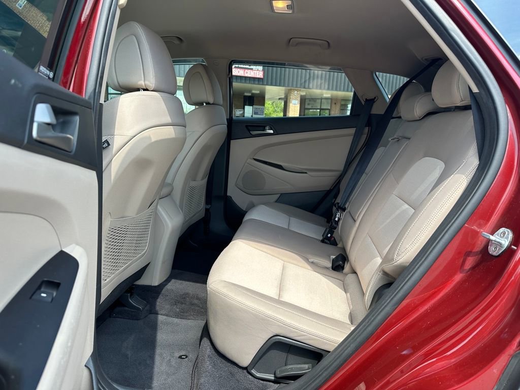 Used 2018 Hyundai Tucson SE AWD/4WD image 12