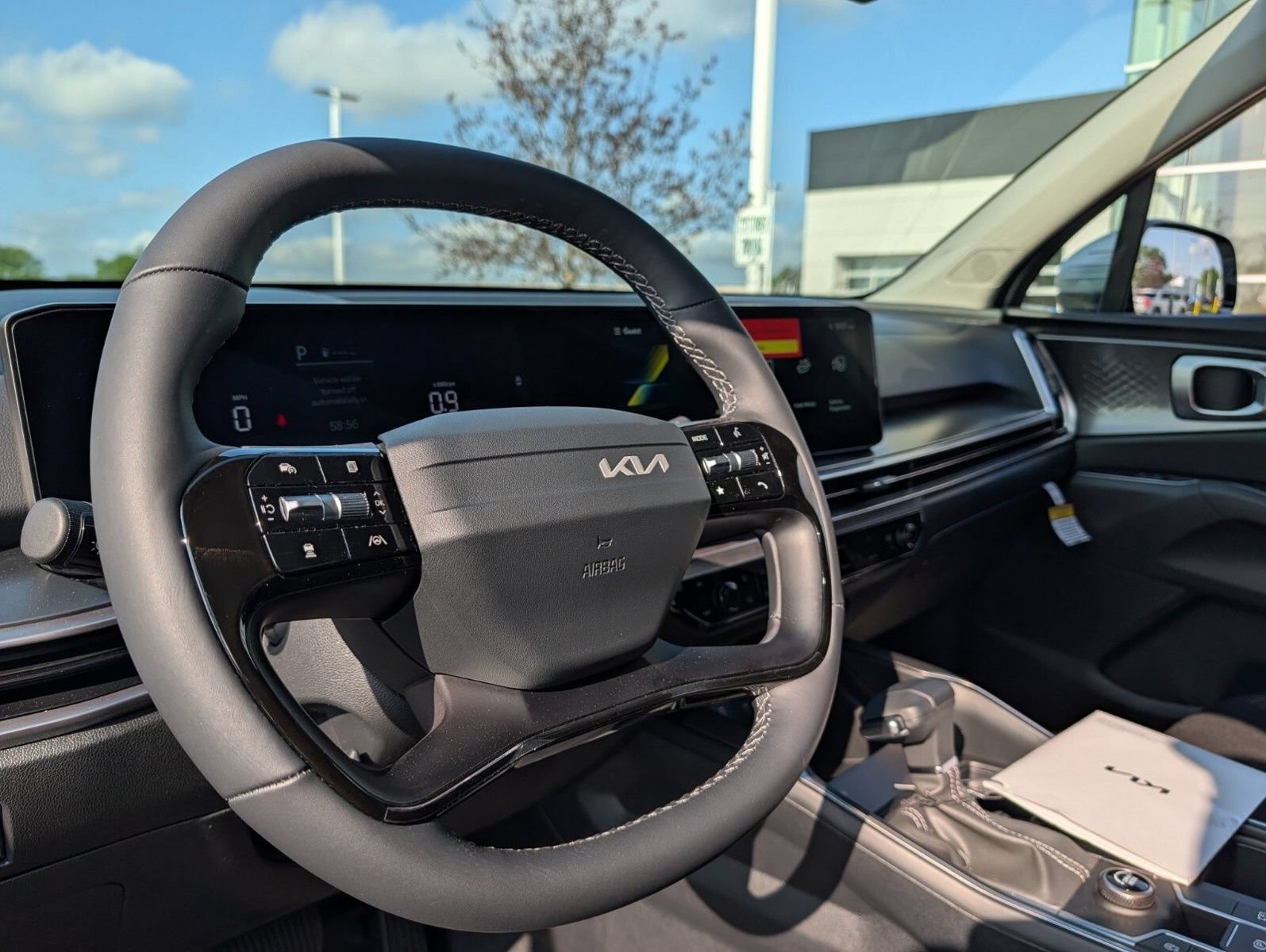 New 2026 Kia Sorento LX FWD image 30