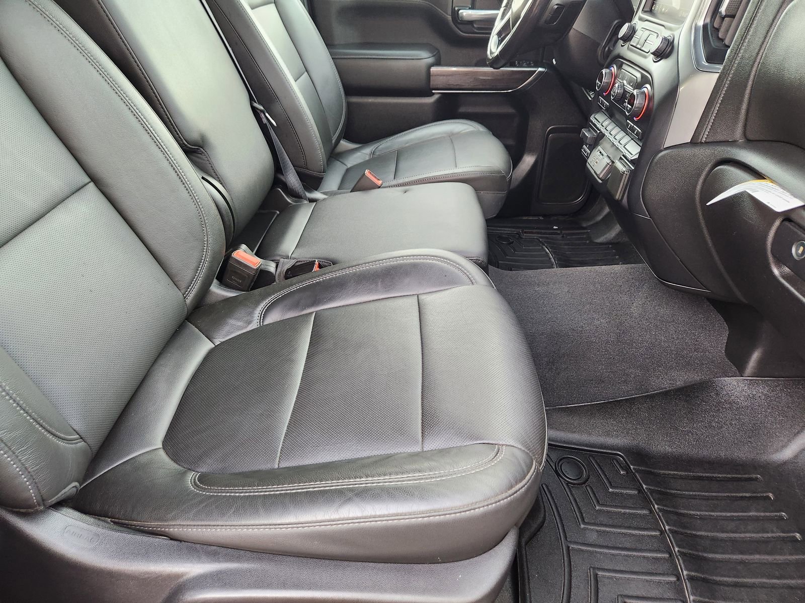 Used 2020 Chevrolet Silverado 3500 LTZ image 16