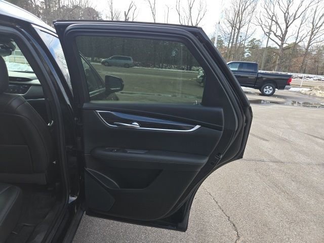 Used 2022 Cadillac XT5 Premium Luxury w/ Technology Package image 29