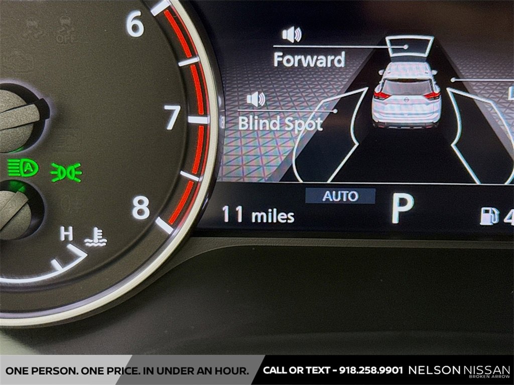 New 2026 Nissan Rogue SV image 12