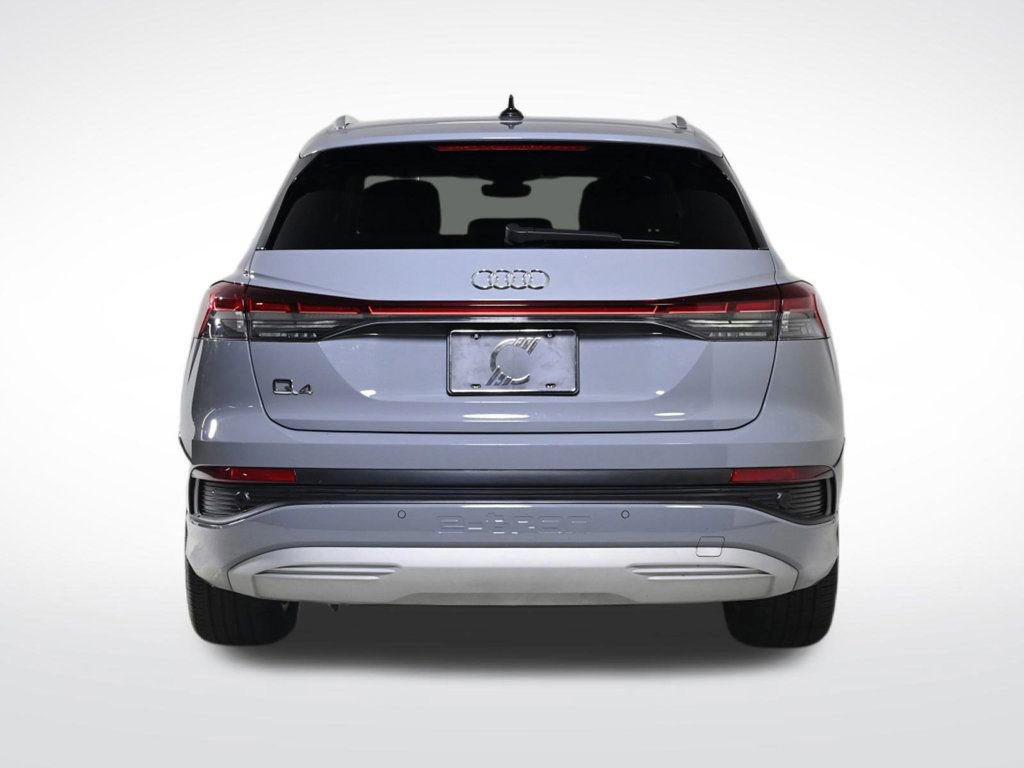 Used 2023 Audi Q4 e-tron Premium Plus w/ Premium Plus image 4