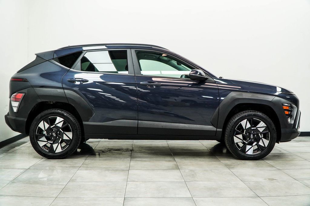 Used 2025 Hyundai Kona SEL image 10