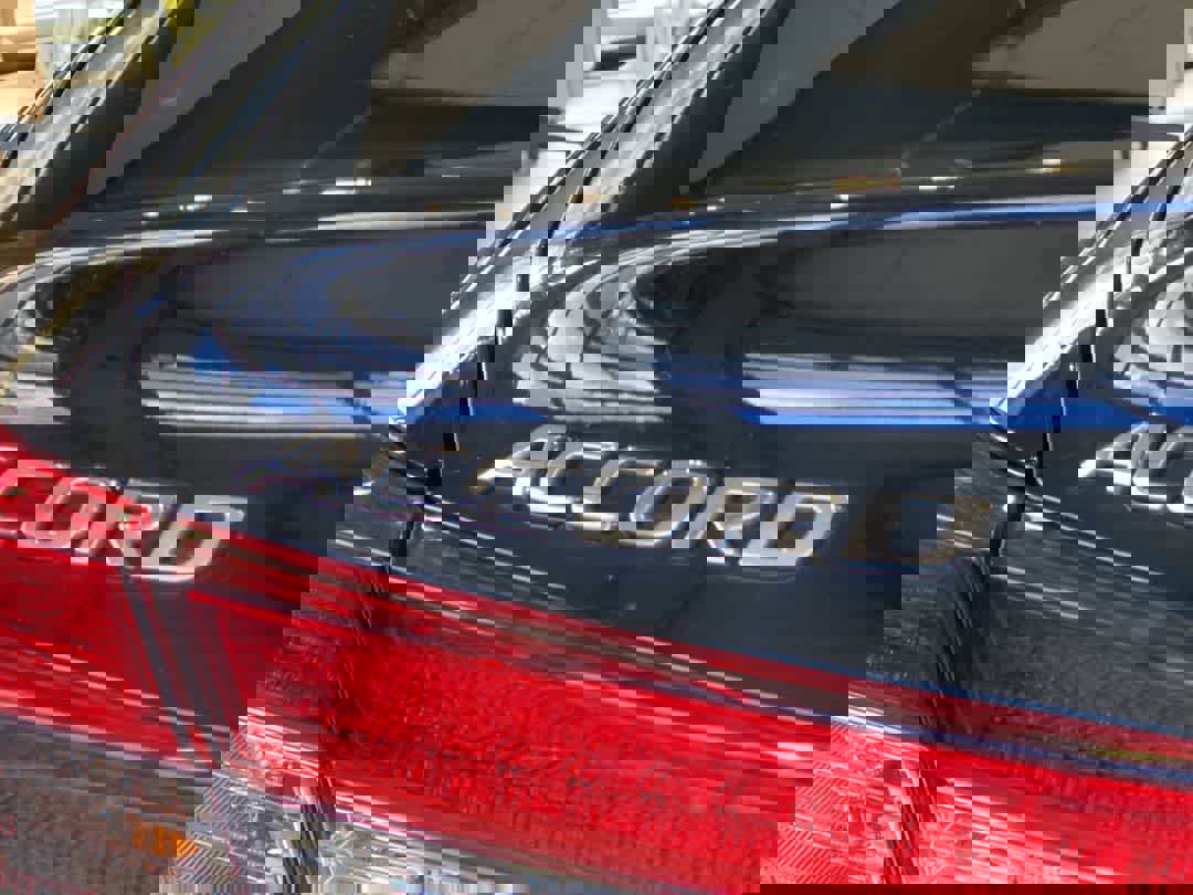 Used 2020 Honda Accord LX image 11