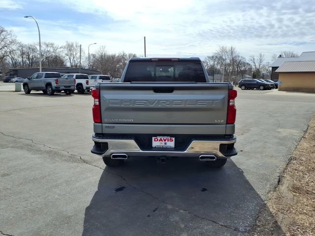 Used 2025 Chevrolet Silverado 1500 LTZ AWD/4WD image 4